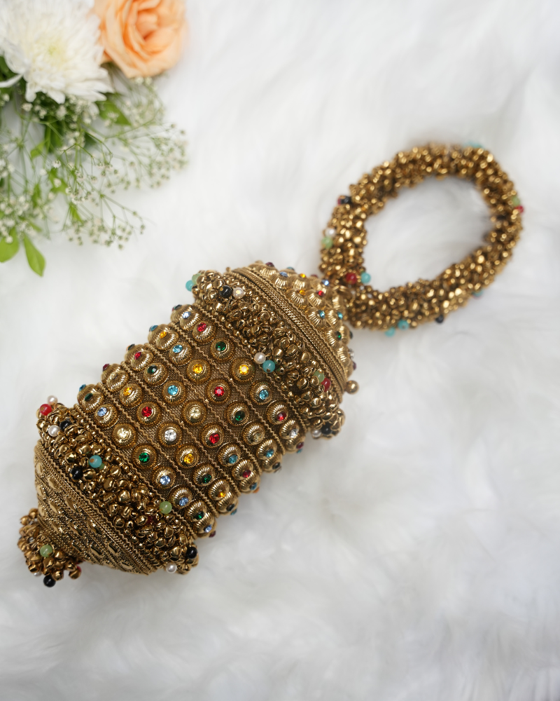 The Queen's Wristlet